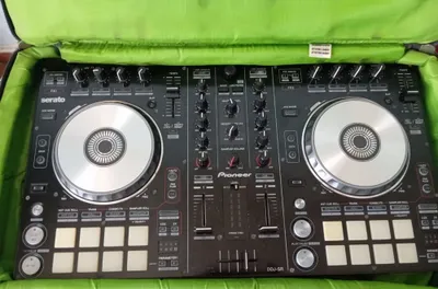 Срочно Продам Pioneer DDJ SR в иделаьном состоянии 1
