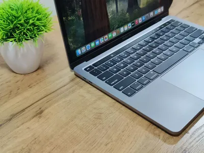 MacBook Pro 2020 i5 1