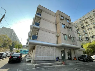 Аренда здания бизнес-центра 2500 м² 1