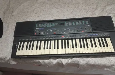 YAMAHA PSR 5OO HOLATI ZOR.факат телеграм еки ватсапдан ёзинг.четдаман