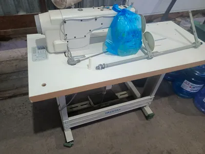 Tikuv mashinasi. TRISTAR 3