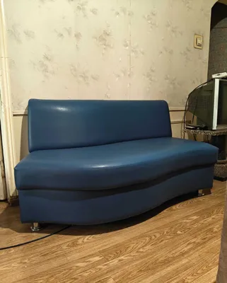 ДИВАН +КРЕСЛА сотилади Хай тек дизайнда АЛЪО СИФАТ материалари 1