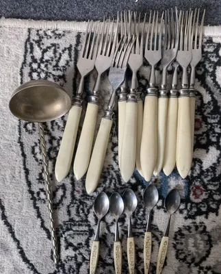 Советские вылки, чайние ложки и половник 1