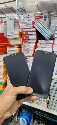 IPhon 11 LCD ORIGINAL 1