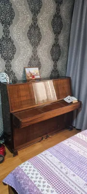 «Ukraina» fortepianosı sotiladi. 1
