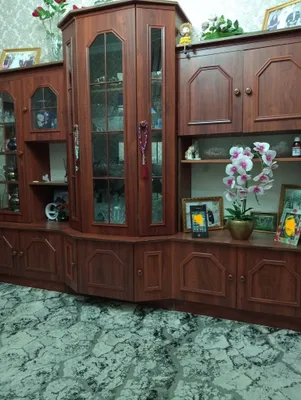 Мебель горка(сервант )для зала 1