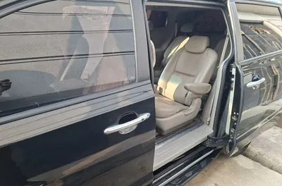 Kia Carnival 2014 1