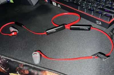 Беспроводные наушники HyperX Cloud Earbuds Wireless 1
