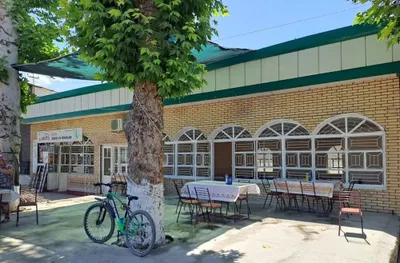 Продается здание в центре чархина