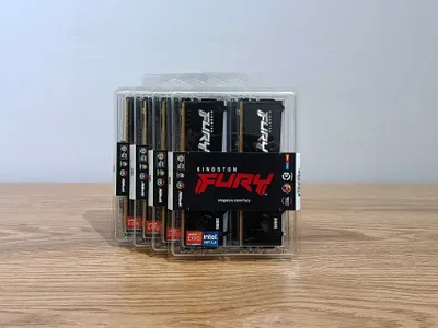 DDR5 Hyperx Fury 32GB/DDR5 T-Force Delta 16GB/DDR4 Lexar Ares 8/16 1