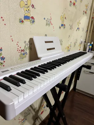 Pianino sotiladi. Pianino yaxshi holatda, 1