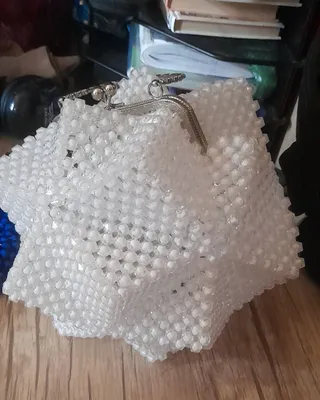 Белая сумка из бусин, Икосаэдр. 1