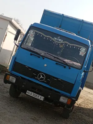 Mercedes benz 814 1