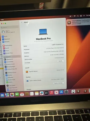 MacBook Pro 2017, 16 ГБ / 256 ГБ 1
