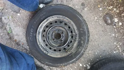 Продаётся шина с диском Charmhoo, состояние почти новое, диаметр 13 1