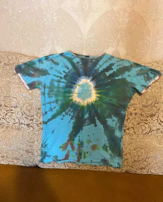 Продаются футболки х/б,окрашены в технике "tie-dye" 1