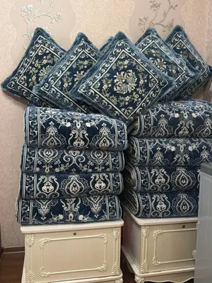 ko’rpaca 8 ta yostiq 6 ta Kampilekt 2