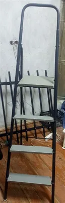 Продам лестницу - стремянку советскую в идеальном состоянии! 1