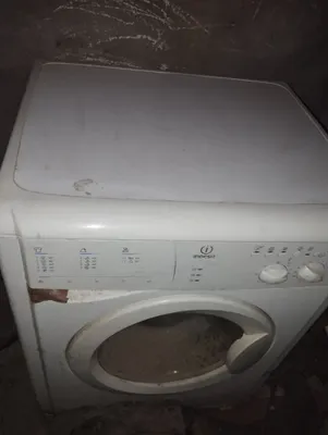 Продаётся стиральная машина Indesit 1