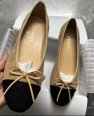 Замшевые балетки Chanel 1
