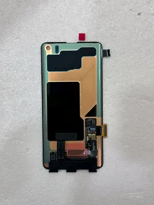 SAMSUNG S 10 XIZMAT EKRANI 1