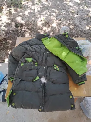 Bolalar uchun issiq kurtka