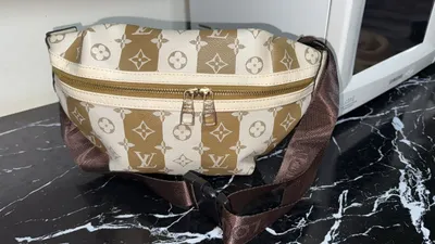 Сумочка Louis Vuitton 1
