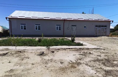 Село Кум, рядом с заправкой у аэропорта 1