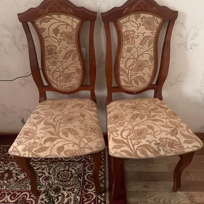 Стулья