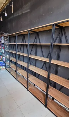 Stilaj polka shkof 1