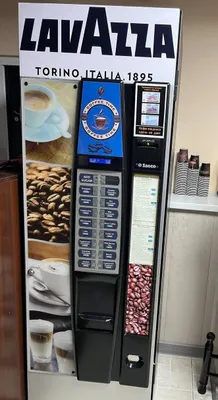 Быстро и недорого продаётся кофейный аппарат LAVAZZA Torino Italia 1