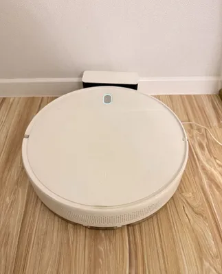 MI Nam tozalash funksiyasiga ega robot changyutgich 1
