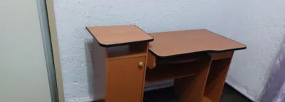 Стол компьютерный 1