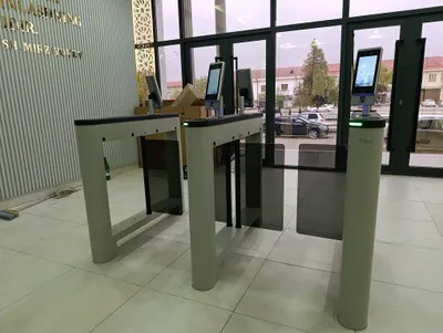 Turniket, yuzni tanish terminali, kirishni nazorat qilish tizimi. 1
