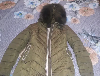Аёллар курткаси сотилади