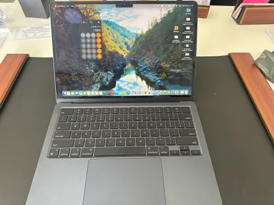 MacBook M2 Air 1