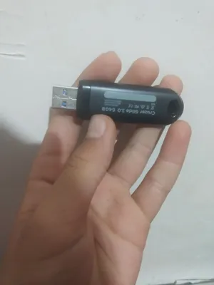 Флешка SanDisk, объём памяти 64 ГБ, произведена в Малайзии, идеальное состояние. 1