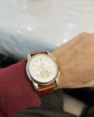 Продаётся часы Patek Philippe 1