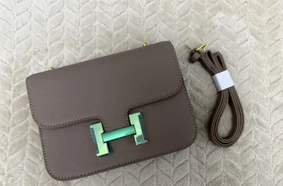 Yangi Hermes sumkasi