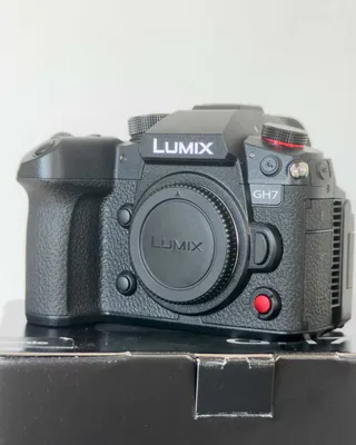 Продам камеру Panasonic GH7 1
