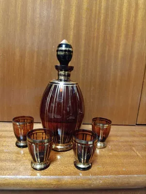 4 ta ryumkali grafin, 100.000