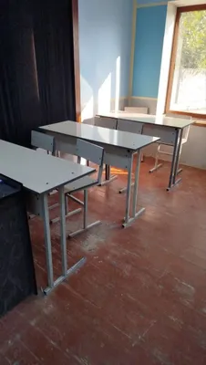 Продаются парты и стулья