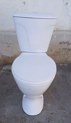 Продаётся унитаз.