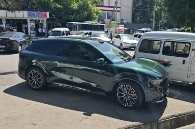 Своя Продам Zeekr 7x dual motor AWD 1