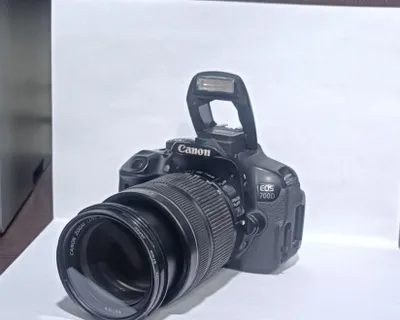 Продаётся фотоаппарат Canon EOS 700D 1