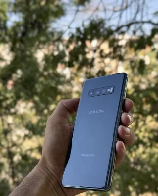 Samsung Galaxy S10 Plus 1