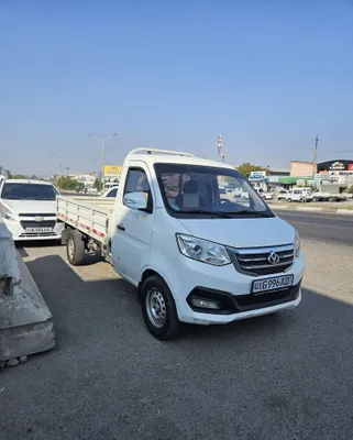 Продаётся Changan 2023 года, бензин 1