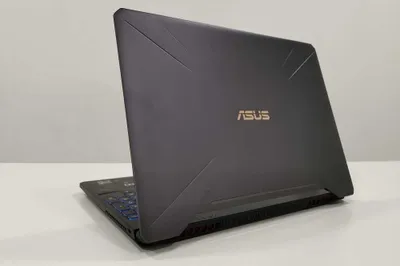 ASUS tuf gaming FX505D 1
