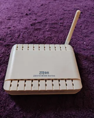 Yuqori tezlikdagi internet modemi 1