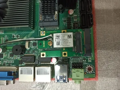 Adapter va Xeon protsessorini sotaman 1